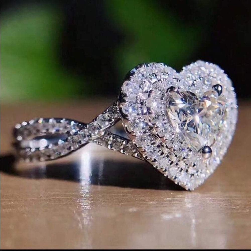 Heart cz ring - Picture 2 of 2